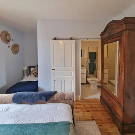 L'ancien Poste Couette-café Senergues